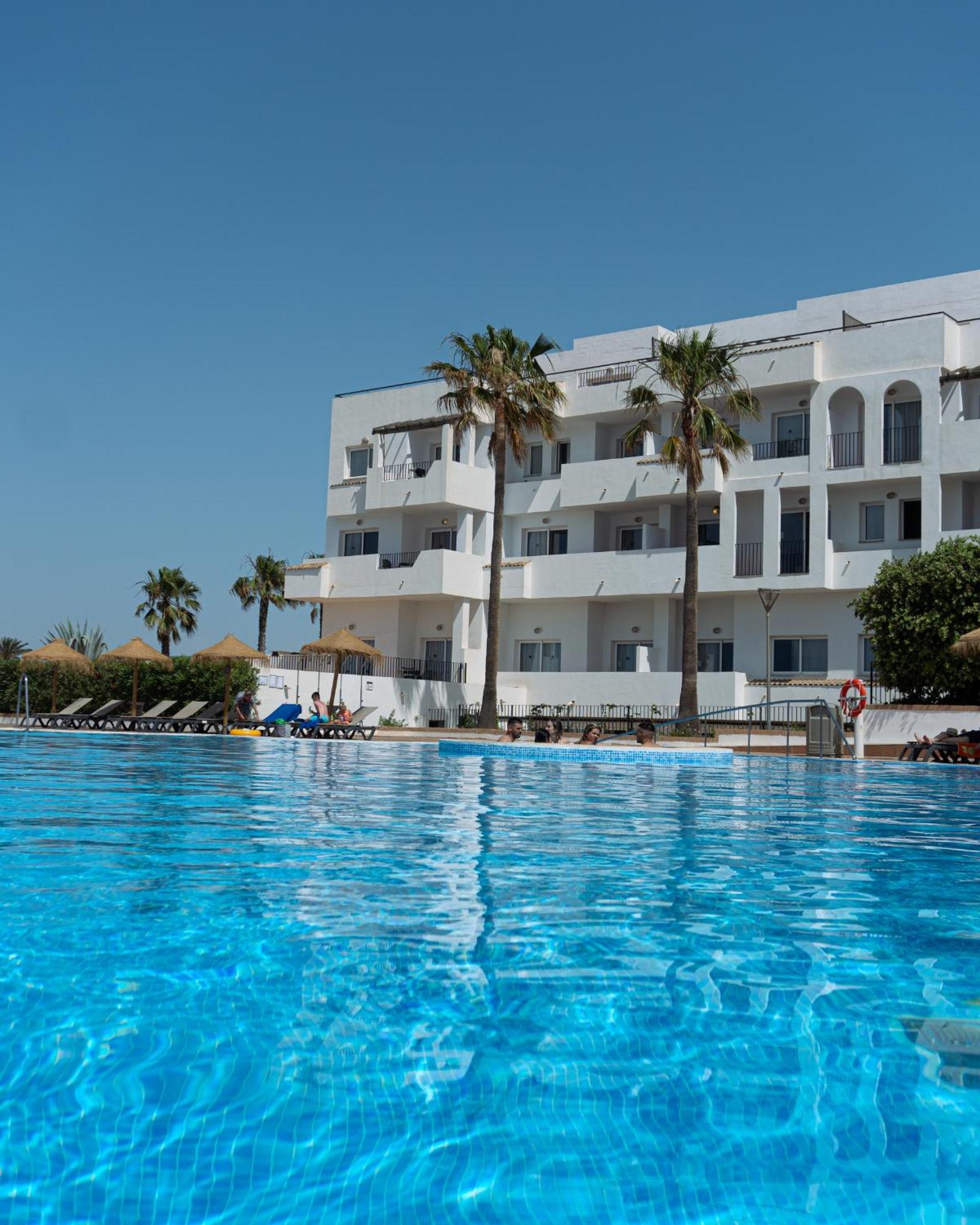 Ohtels Cabogata Hotel Retamar  Bagian luar foto